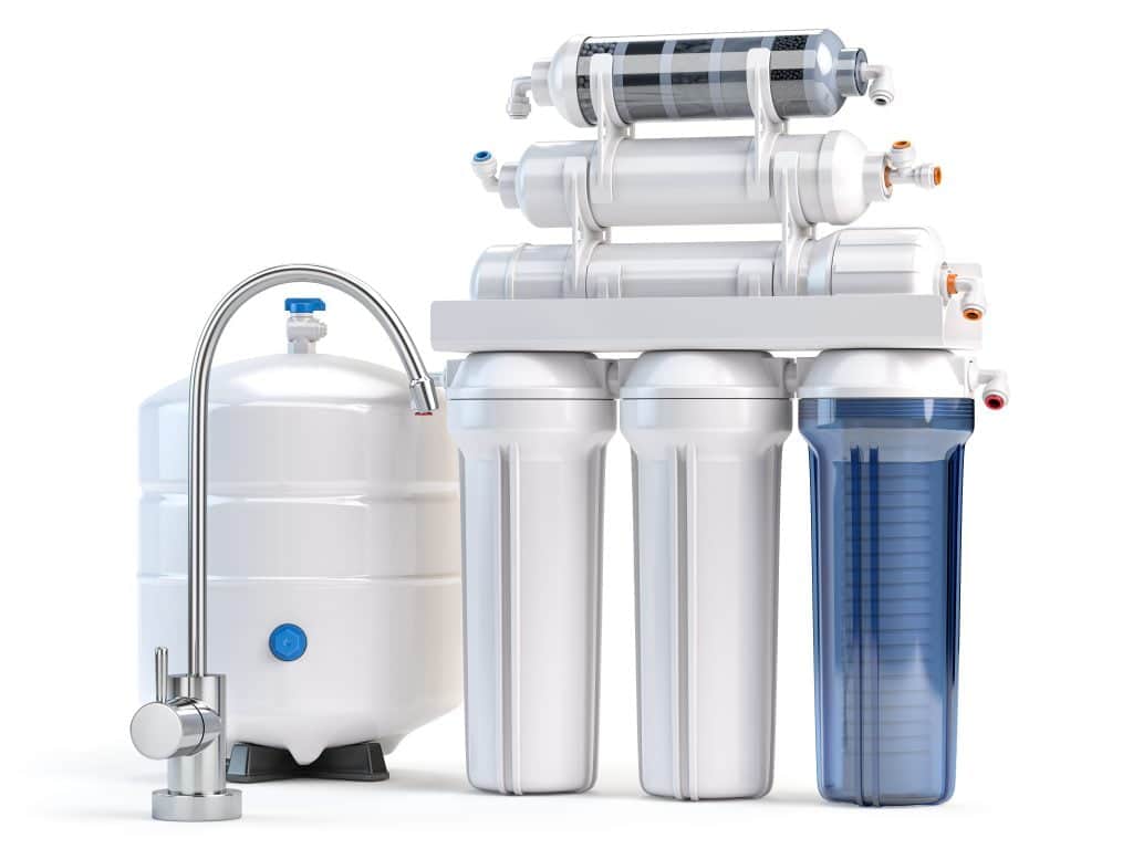 Under sink water filter 2 A reverse osmosis under sink water filter featuring multiple filter stages, an attached faucet, and a large white water storage tank.